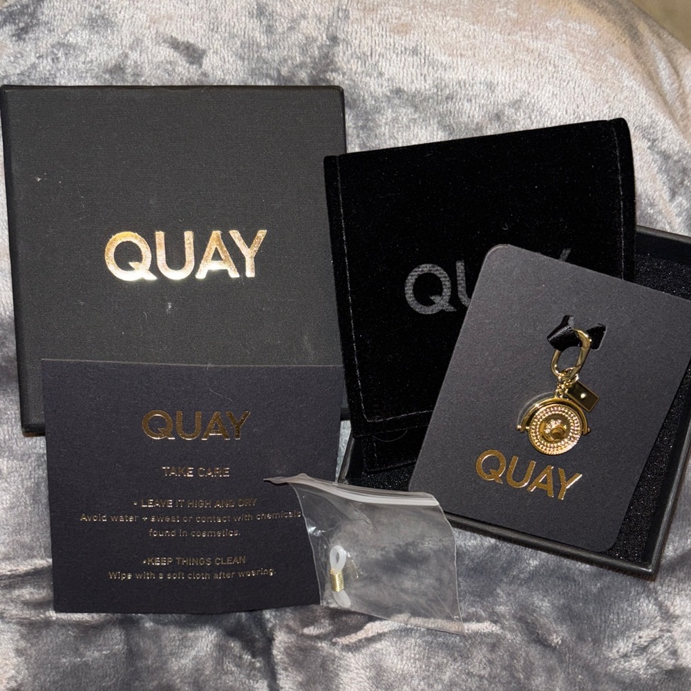 Quay Australia Gold Celestial Charm - Picture 5 of 5